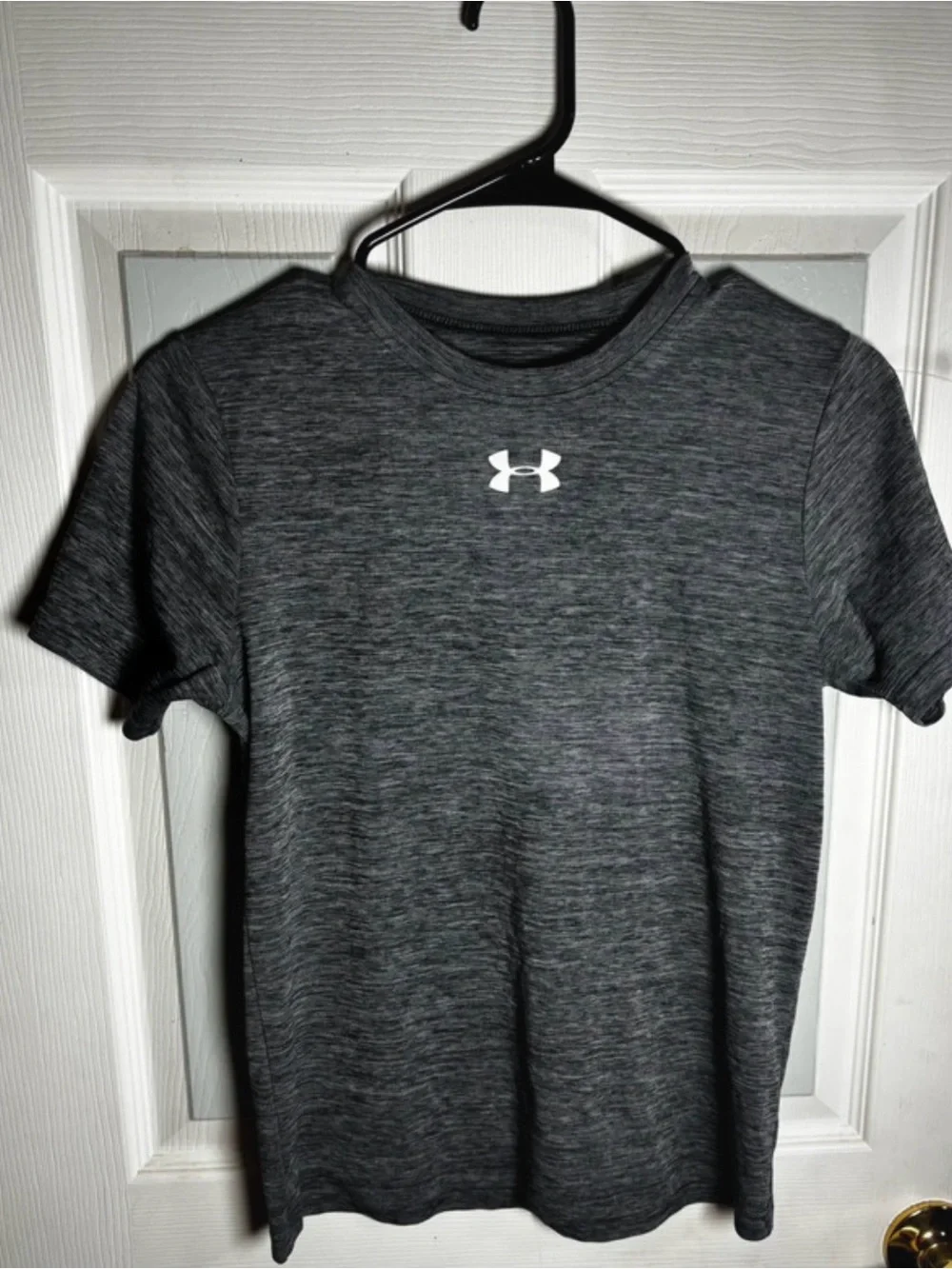 Under Armour boys Gray Heather Performance T-Shirt